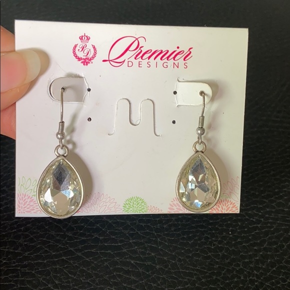 Beautiful set! - Picture 5 of 5